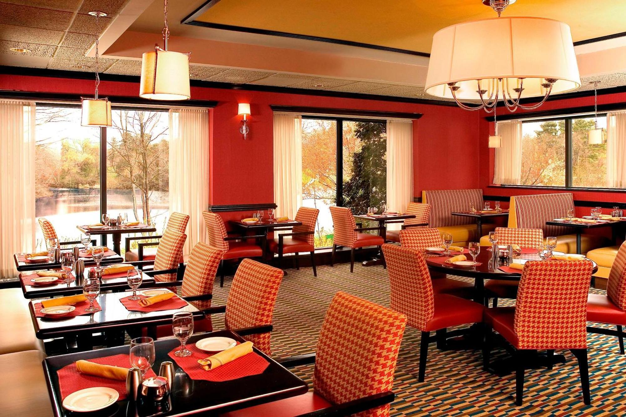 Four Points By Sheraton Wakefield Boston Hotel & Conference Center מראה חיצוני תמונה