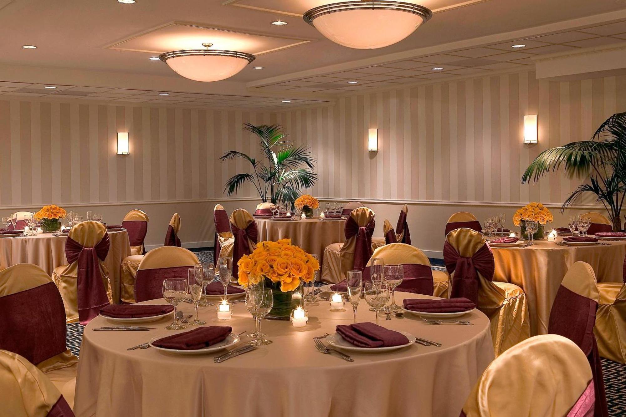 Four Points By Sheraton Wakefield Boston Hotel & Conference Center מראה חיצוני תמונה